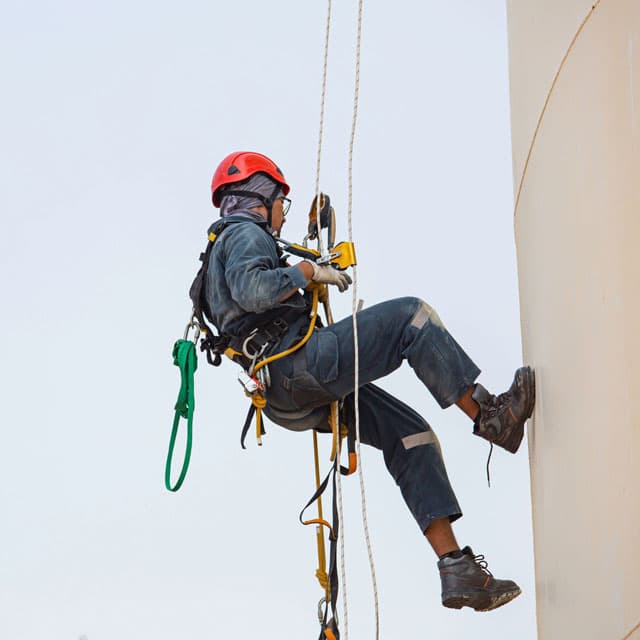 Trabajos verticales en Tui, Vigo y O Porriño