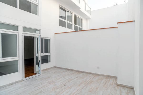 Reformas y rehabilitación de patios